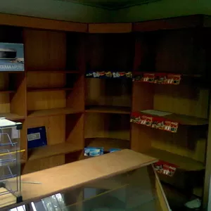 Продам б.у торговое оборудование