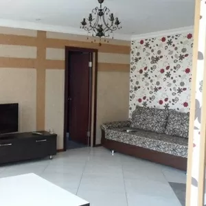 срочно продам 2-х комн в центре