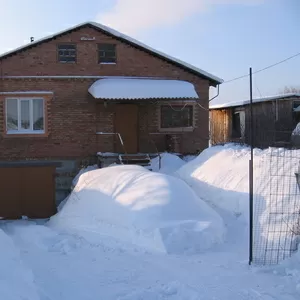 Продам или обменяю кирпичный дом,  п.Жыланды.