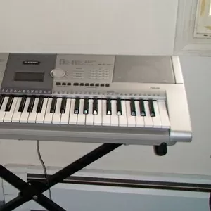 Продам синтезатор Yamaha PSR 295 c чехлом