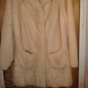 Продам шубу норковую
