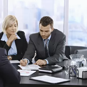 Требуется финансовый консультант