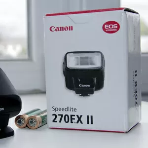 Продам вспышку Speedlite 270EX II. 