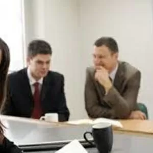 Срочно  в офис требуются специалисты владеющие навыками юриста