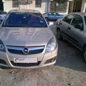 OPEL VECTRA 2010 MODEL FOR SALE (URGENT).