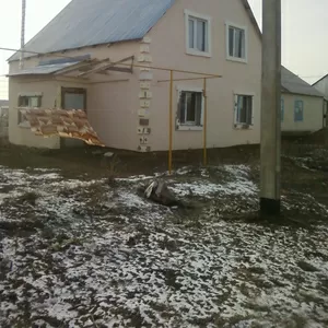 ПРОДАМ ДОМ С МАНСАРДОЙ 