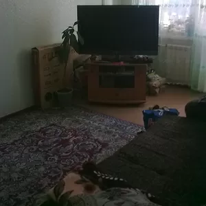 продам 1 комн кв. мкр 8-70
