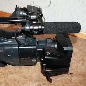 Видеокамера SONY DCR-SD1000