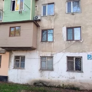 срочно продам хорошую квартиру (5 комнат)