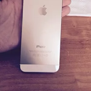 Продам iphone 5S gold 16 gb оригинал.