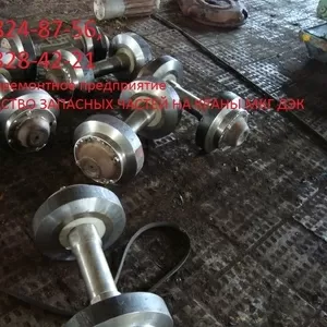 Продаю Запчасти на Гусеничный кран МКГ 25  Наименование изделия	Наличи
