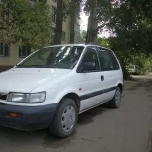 Продам автомобиль Mitsubishi Space Runner