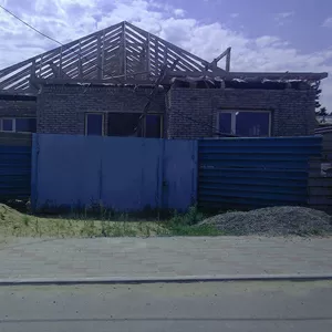 Дверь к счастью,  это Ваш собственный дом. 