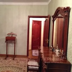 Продается 3 комн. кв.,  1этаж,  28-14