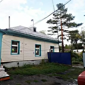 Продам теплый дом в Белоусовке ул. Театральная  8,  с/у.,  не дорого