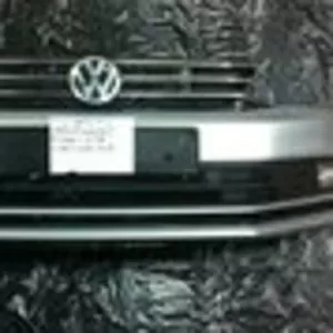 Передний бампер на VW jetta TSI 2014 