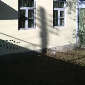 Продам часть дома (можно 2 части). Удобно под офис,  коммерцию или фирму.