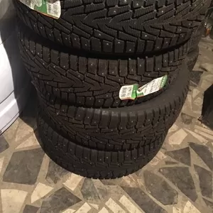 Продам зимнюю резину R20 НОВАЯ NOKIAN