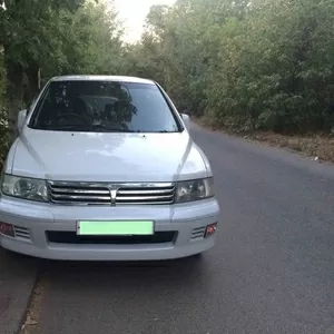 Mitsubishi Chariot 1998 года