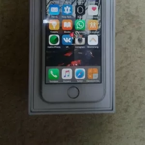 Продам айфон 5s Gold 16gb. Торг уместен!