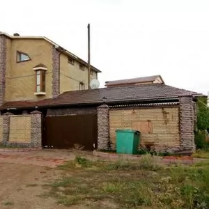 Продажа девятикомнатного дома,  503 м,  Панель-центр за 599 999 $.