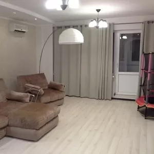 Срочно продам квартиру в центре 145 кв.м.,  3 комнт.