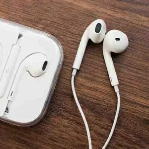 Наушники EarPods!