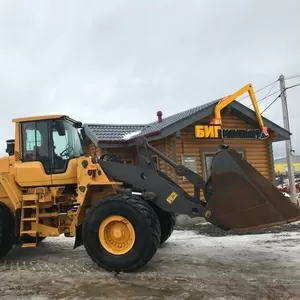 Фронтальный погрузчик Volvo L150F