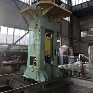 Пресс усилием 400 тонн модели КВ2536