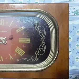 Продам настольные часы 