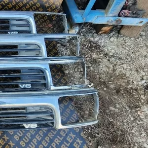 Решётка   Toyota  Hilux Surf 130