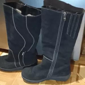 Сапоги замшевые женские продаю 