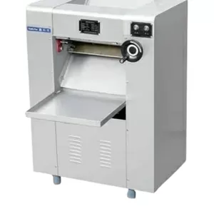 Производственная тестораскатка YP-500. Тестораскаточная машина Максима