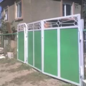 Продам полуподвальный дом. 85 кв.м.,  уч.10 сот.