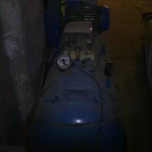 Продам оборудование по выдову ПЭТО (баклашки 1, 5)
